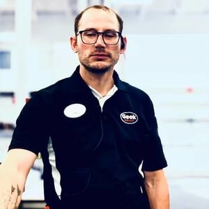 Meet your Posher, Gregory